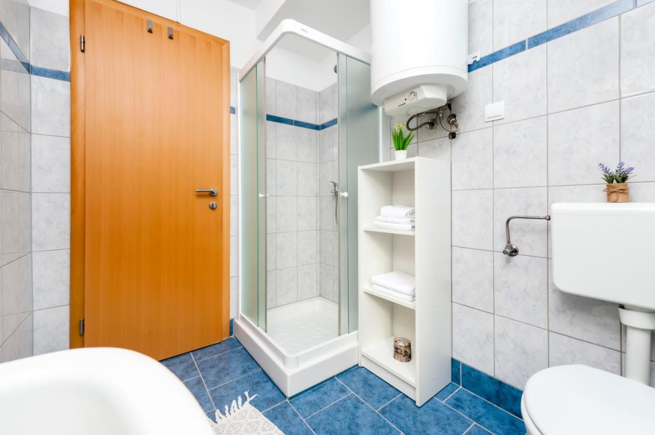 Roze Apartament