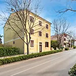 Apartment Roze